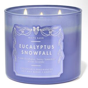 White Barn Eucalyptus Snowfall Candle - Lavender Blue